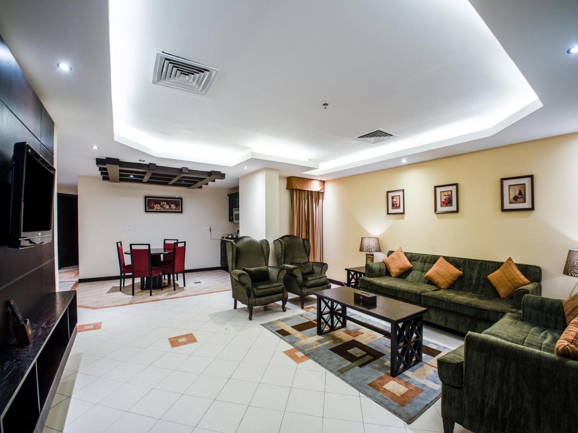 Itlala Alsharq For Serviced Apartments ดัมมัม ภายนอก รูปภาพ
